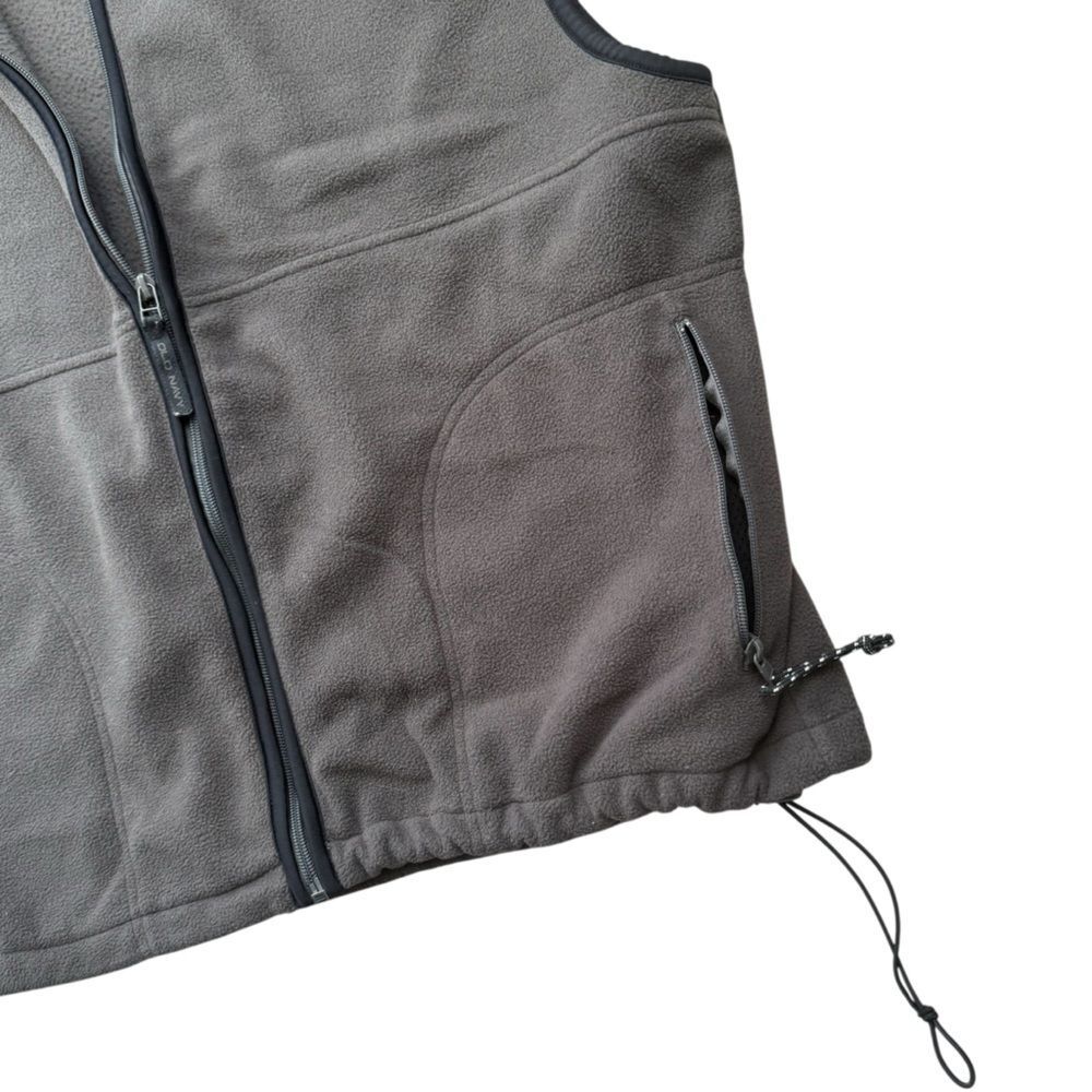 Old Navy Grey Fleece Men’s Vest Outdoor Size XL - Picture 5 of 7
